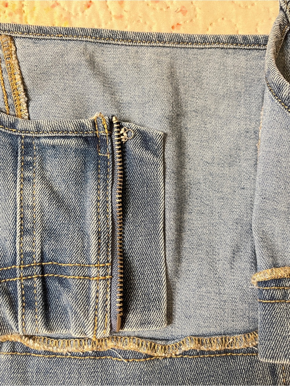 Denim Floral Embroidered Crop Tank Top - Picture 5 of 9